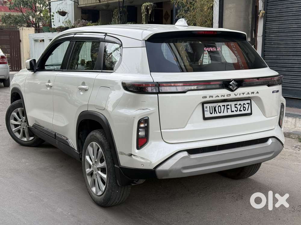 Maruti Suzuki Grand Vitara 1.5 Delta Smart Hybrid At, 2023, Petrol