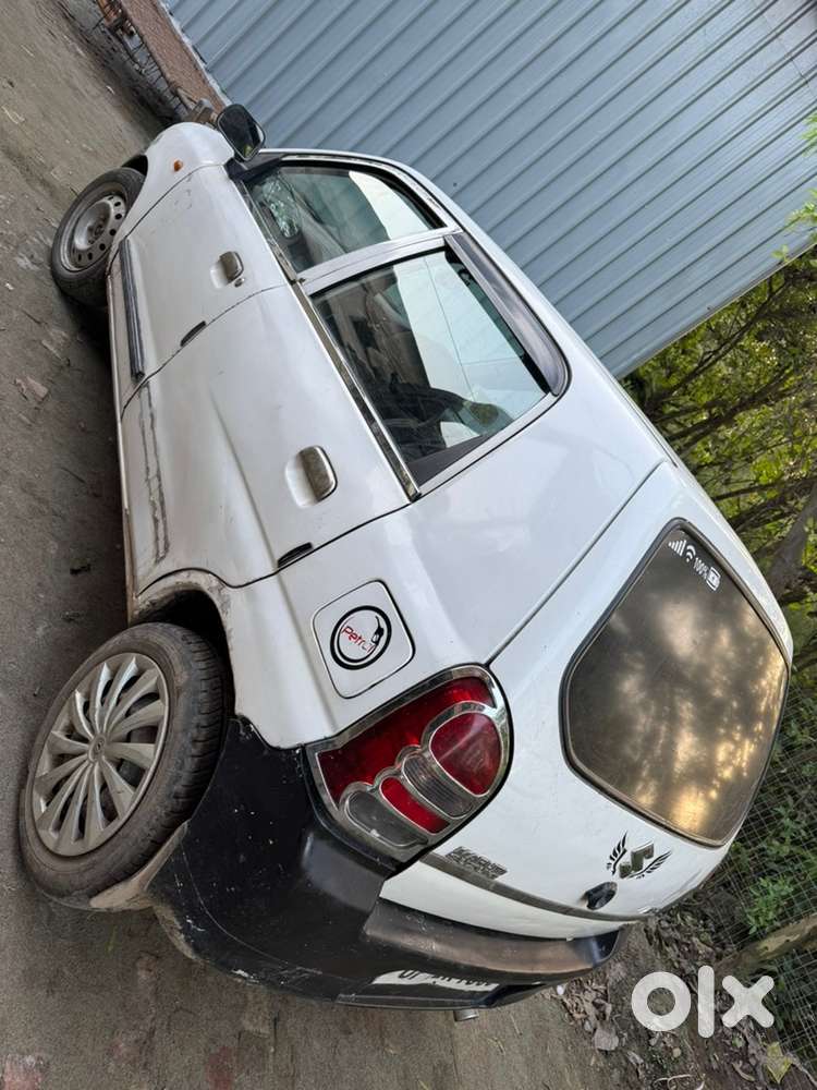 Gadi All Ok Hai Koi Kami Nhi Hai Badi Gadi Le Hai Esliye Sell Kr Rahe