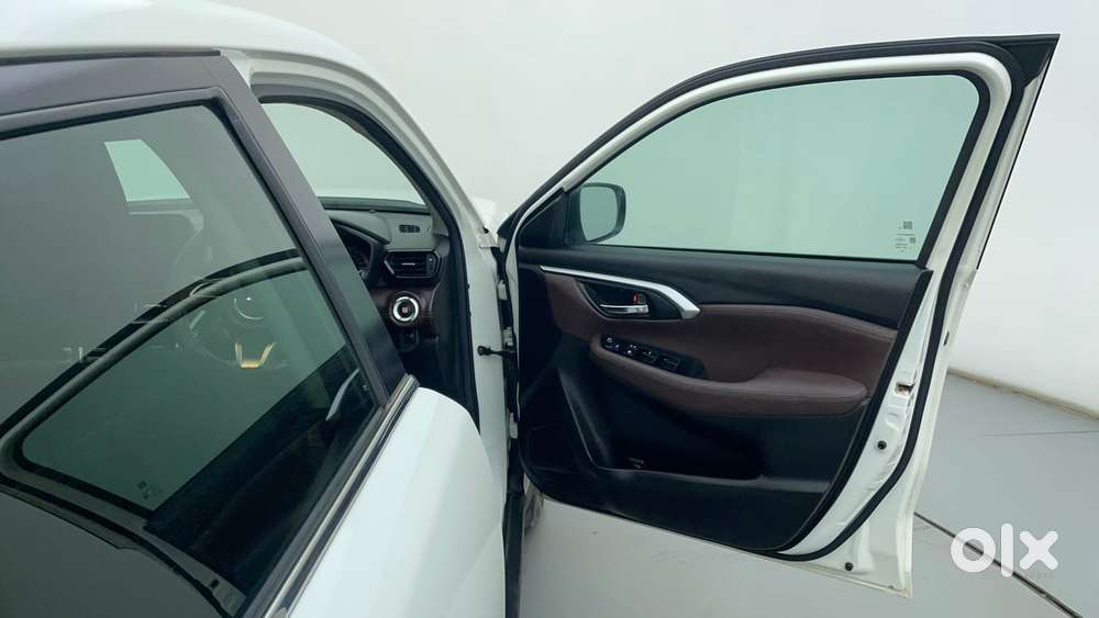 Maruti Suzuki Grand Vitara 1.5 Zeta Cng, 2023, Cng & Hybrids