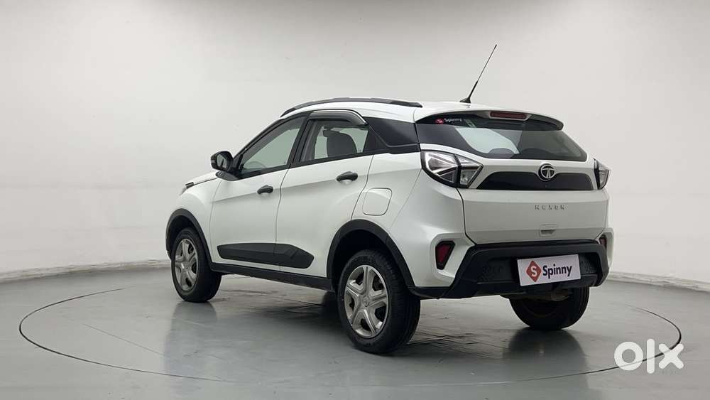 Tata Nexon 1.2 Revotron Xm, 2023, Petrol