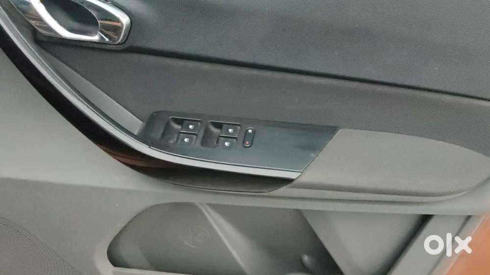 Tata Tigor 1.2 Revotron Xz Option, 2017, Petrol