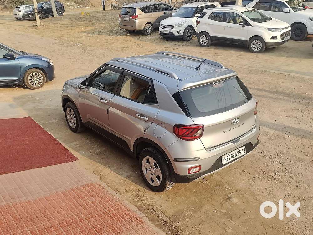 Hyundai Venue S Turbo Dct, 2019, Petrol