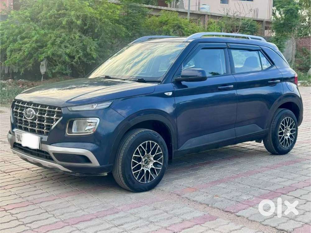 Hyundai Venue S Turbo Dct, 2019, Petrol