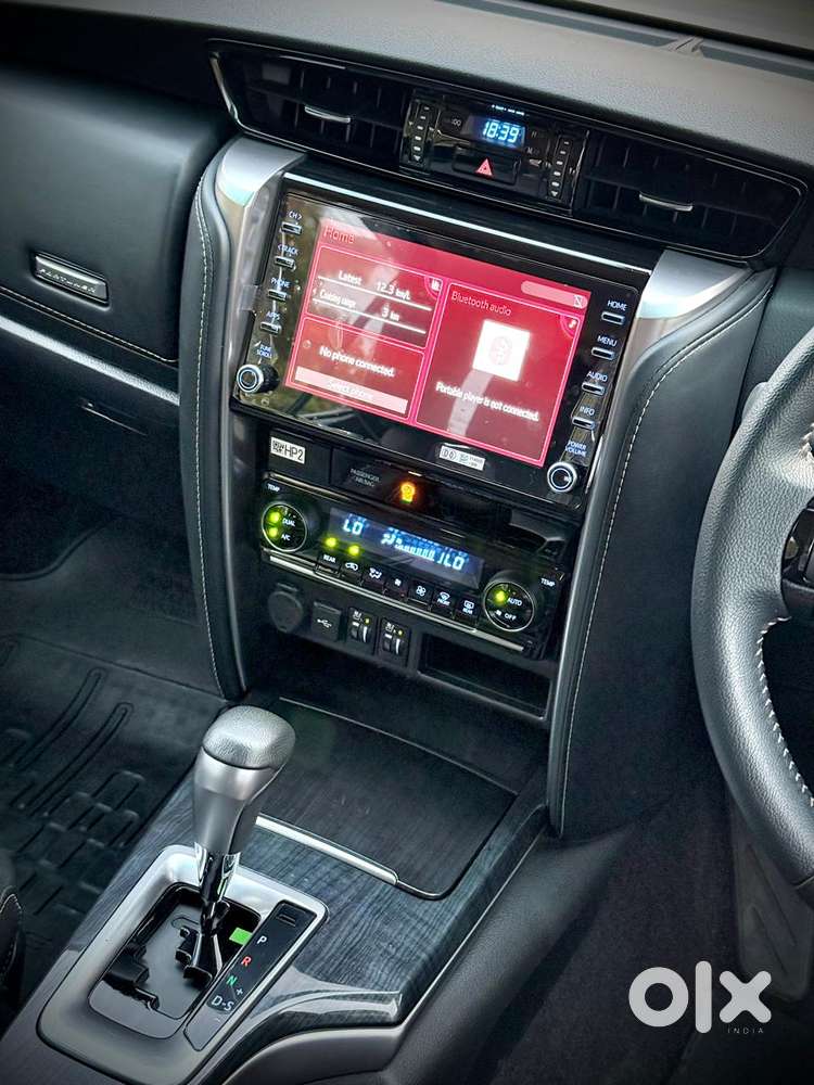 Toyota Fortuner [2021-ongoing] 2.8 2wd Diesel At, 2024, Diesel
