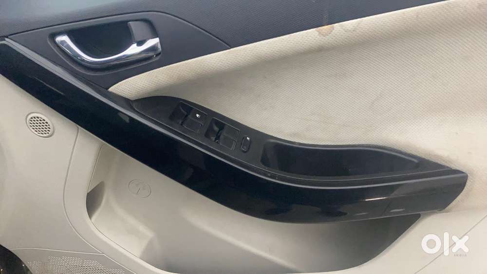 Tata Nexon 1.2 Revotron Xz Plus (s), 2021, Petrol