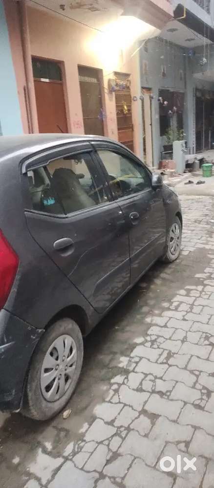 Hyundai I10 2012 Petrol 73000 Km Driven