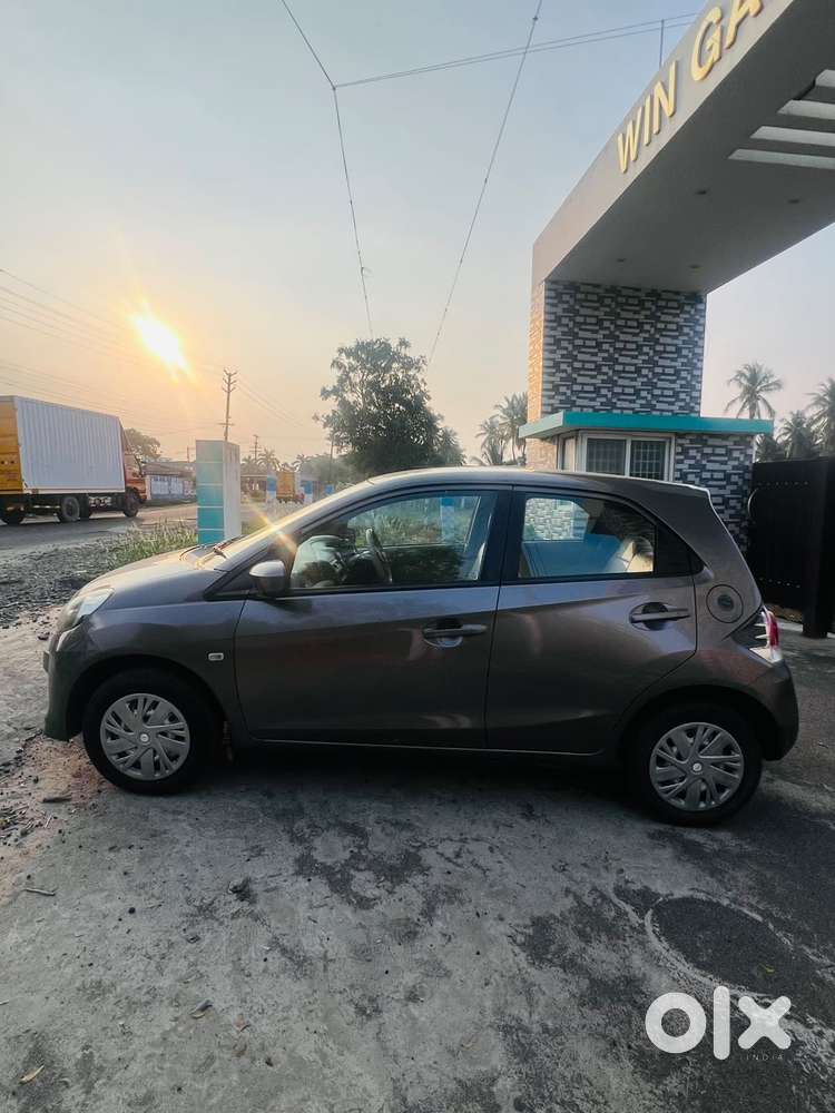 Honda Brio E Mt, 2014, Petrol