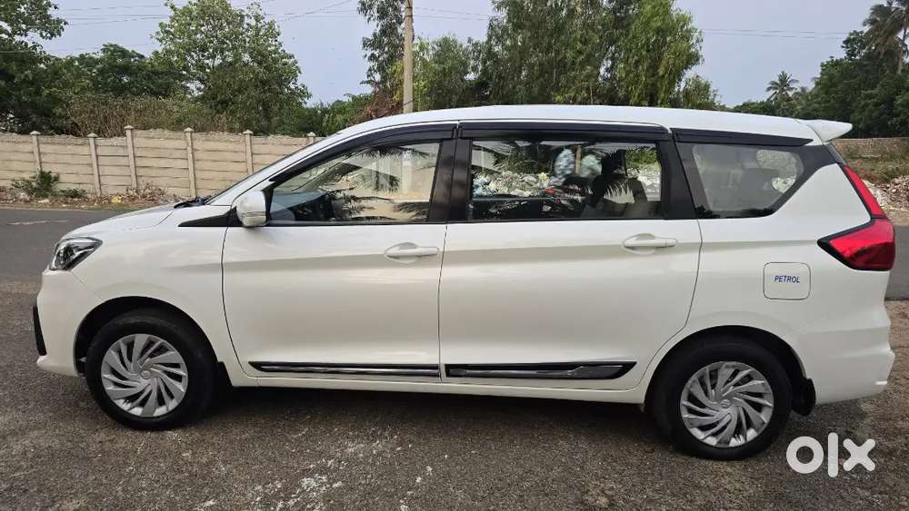 Maruti Suzuki Ertiga 2023 Cng & Hybrids 75000 Km Driven
