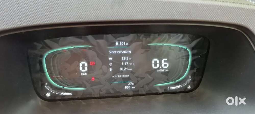 Kia Carens 2022 Petrol 8750 Km Driven