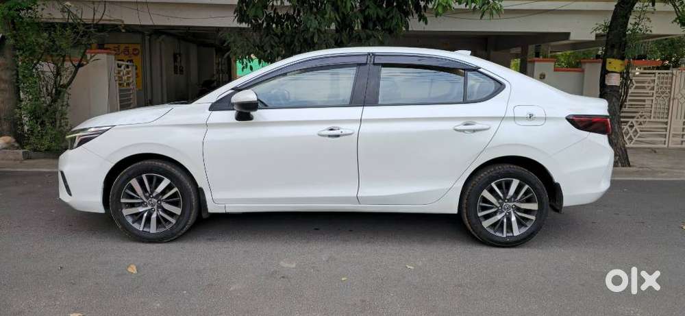 Honda City 1.5 V 5th Gen I-vtec Mt, 2022, Petrol