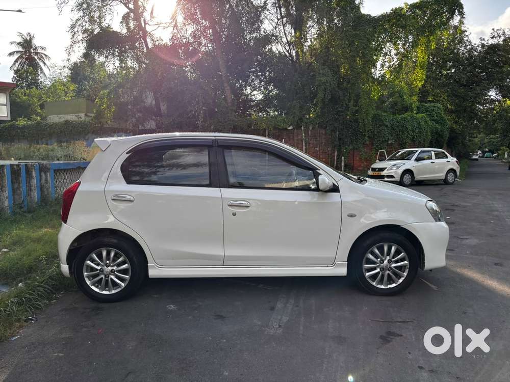 Toyota Etios Liva Vx, 2011, Petrol