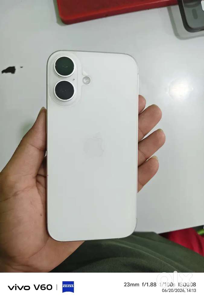 Iphone 16 11 months old 97 percent indianbill box cable sab ok hai