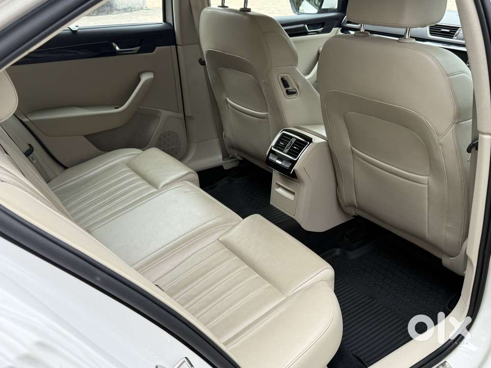 Skoda Superb Lk 1.8 Tsi At, 2017, Petrol
