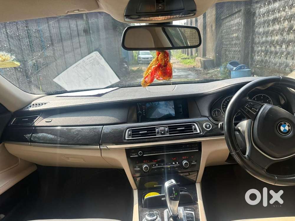 Bmw 7 Series 2011 Diesel 64327 Km Driven