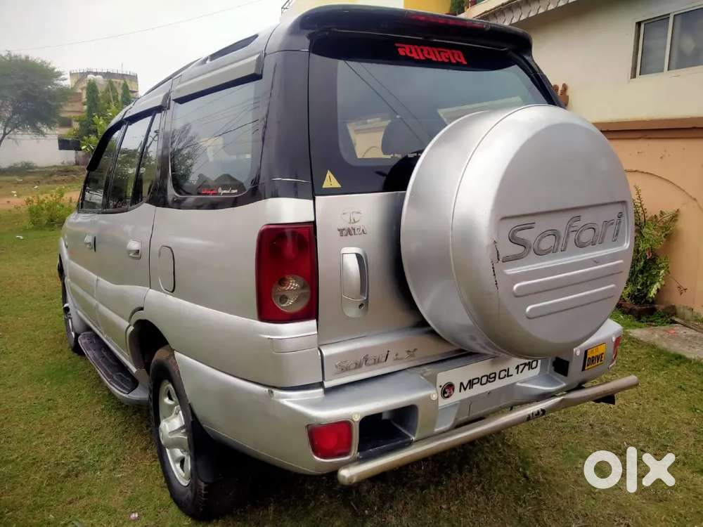 Tata Safari