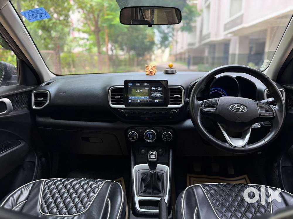 Hyundai Venue Sx Diesel Sunroof 61000 Kms Driven