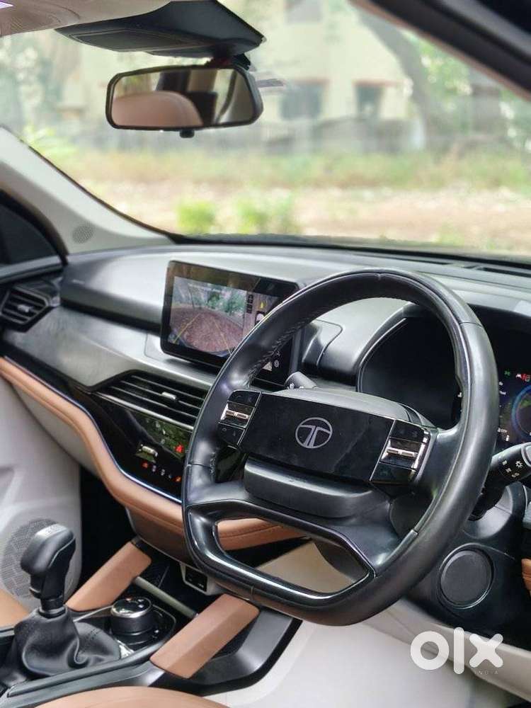 Tata Safari Adventure Plus A, 2024, Diesel