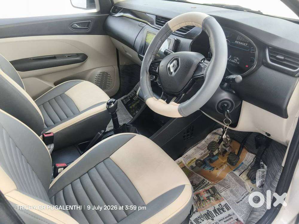 Renault Triber Rxt, 2022, Petrol