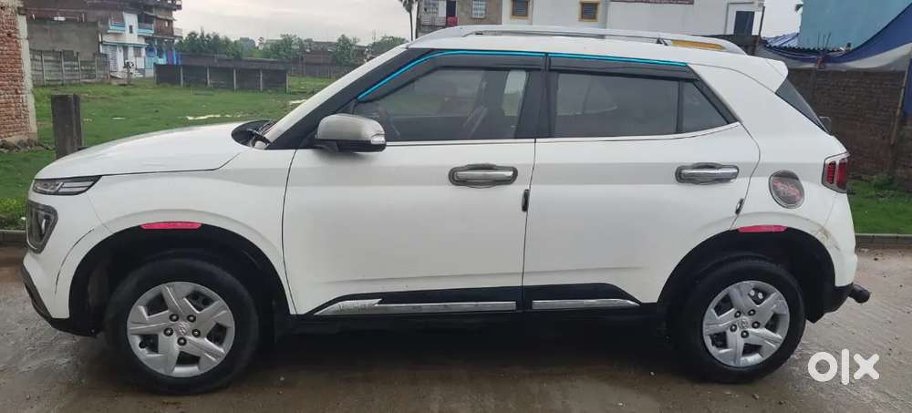 Hyundai Venue 2022 Petrol Manual