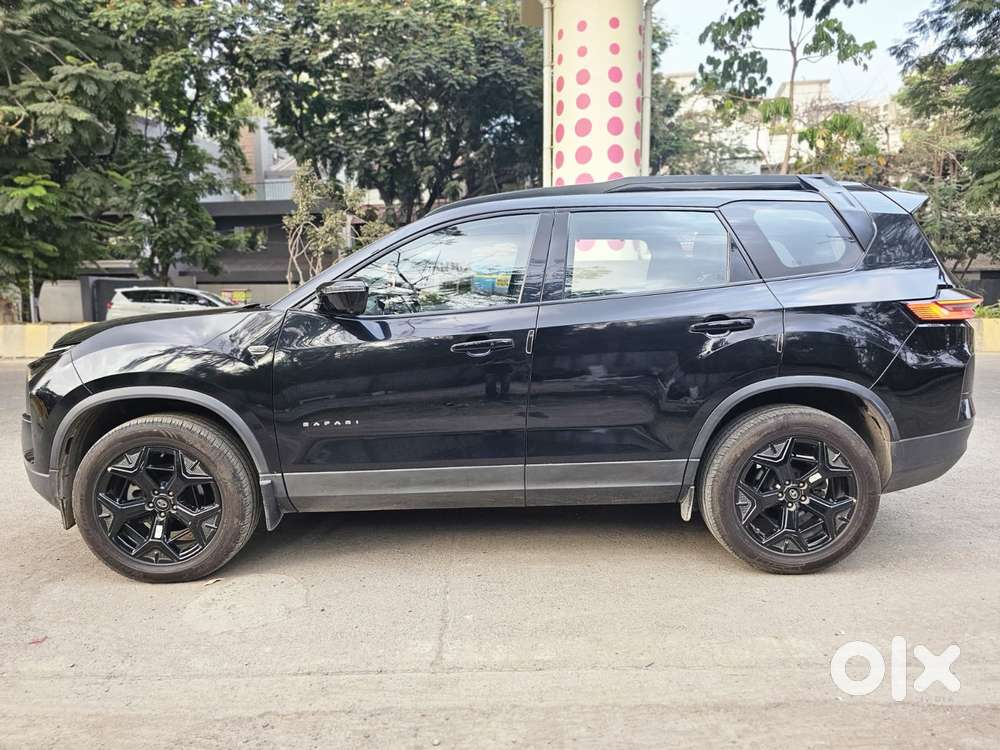 Tata Safari Accomplished Plus Dark Edition, 2023, Diesel