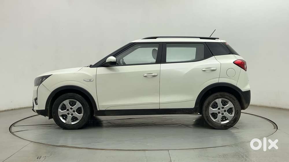 Mahindra Xuv300 1.2 W6 Amt Petrol, 2022, Petrol