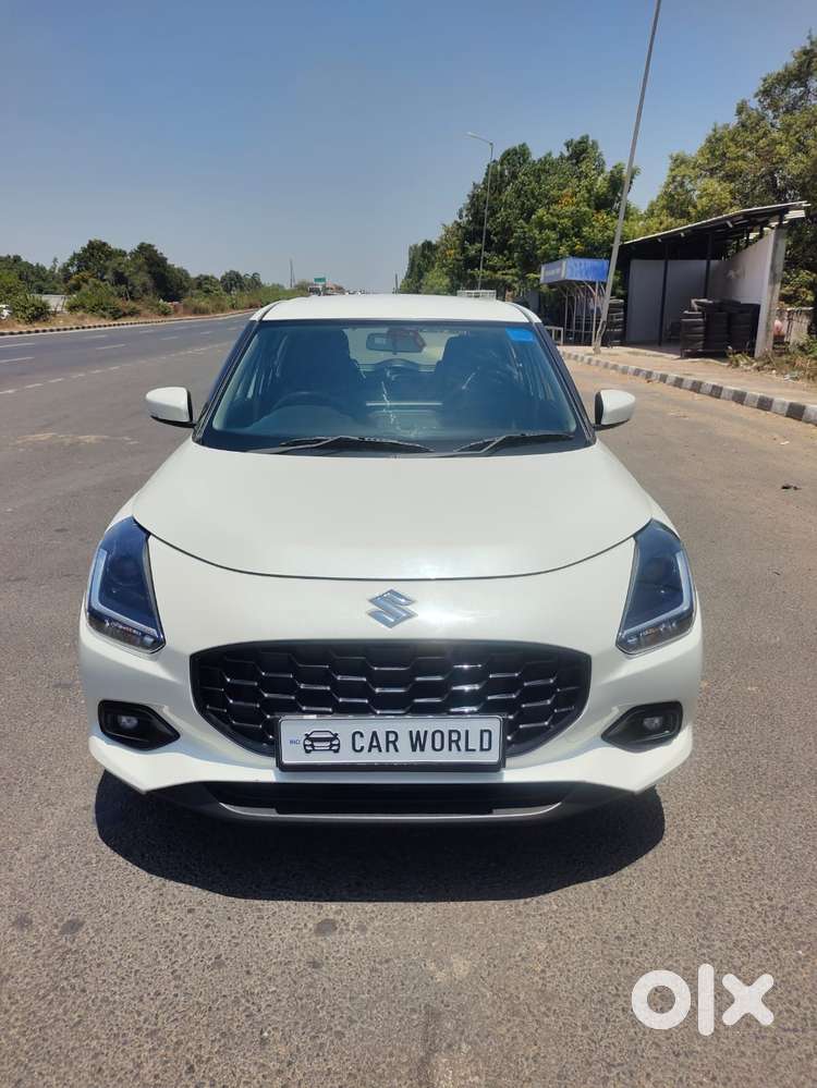 Maruti Suzuki Swift Vxi + Manual, 2025, Petrol