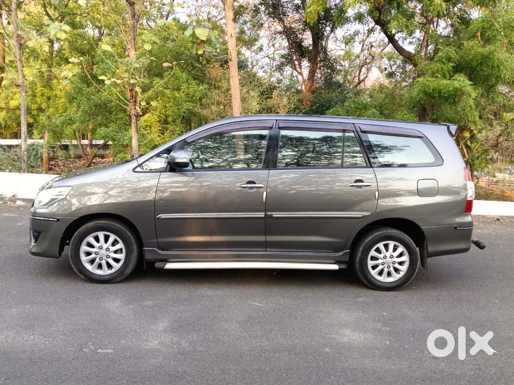 Toyota Innova 2.5 V 7 Str, 2012, Diesel