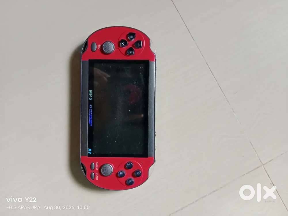 Gaming console
