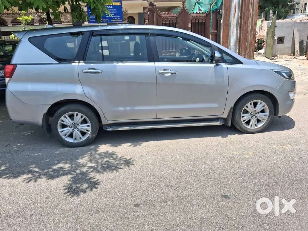 Toyota Innova Crysta Zx At
