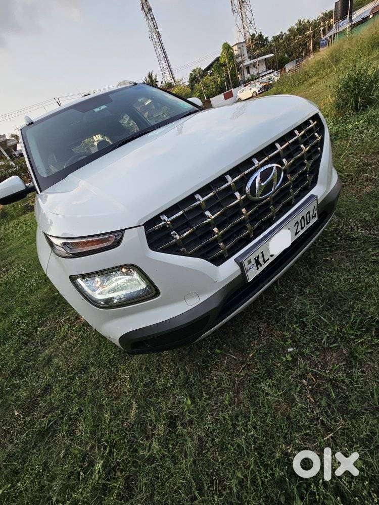 Hyundai Venue S 1.2 Petrol, 2021, Petrol