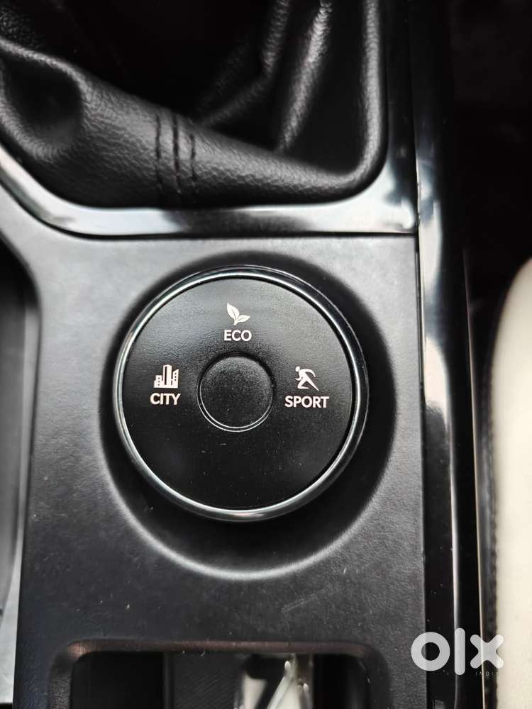 Tata Nexon Smart Plus1.2 Revotron Petrol 5 Mt, 2024, Petrol
