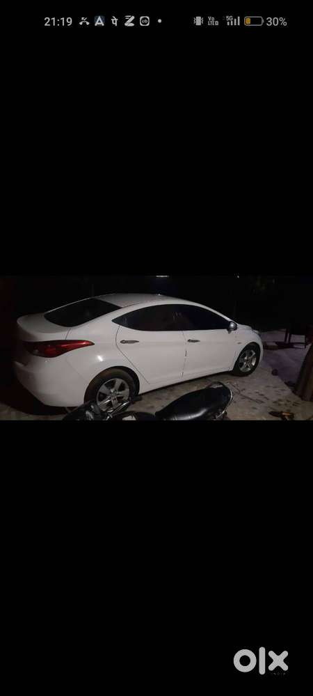 Hyundai Elantra Diesel 2012