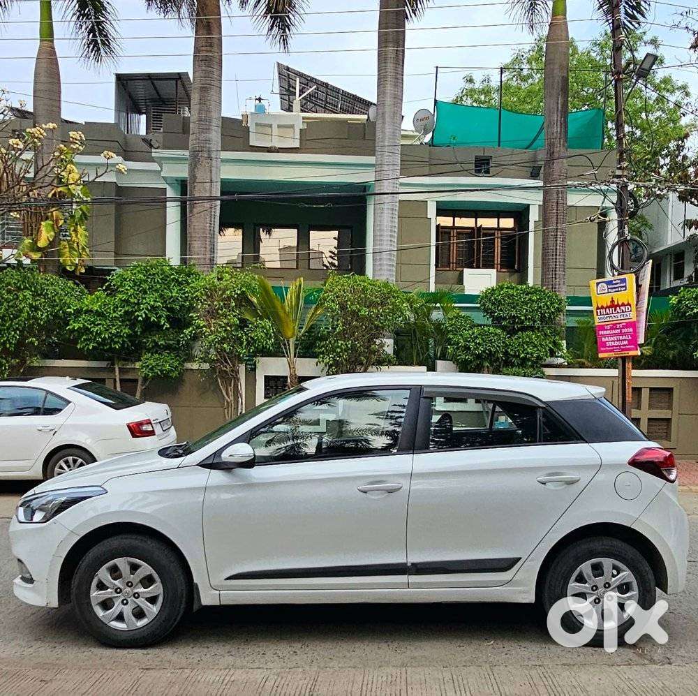 Hyundai I20 Sportz 1.2 Bs-iv, 2015, Petrol