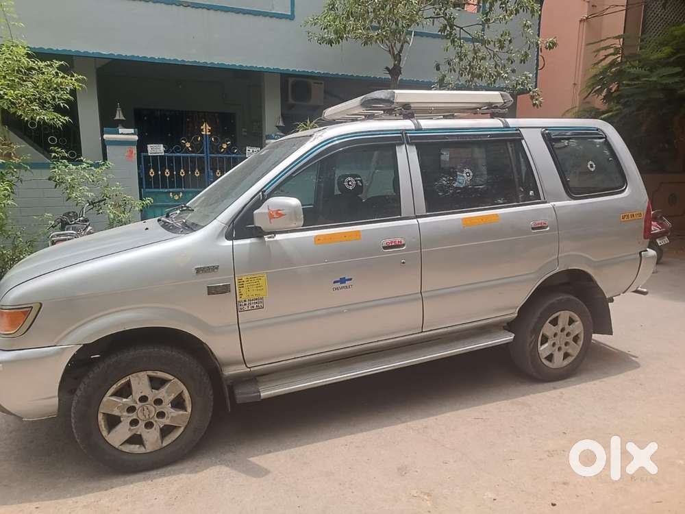 Chevrolet Tavera Neo 2014