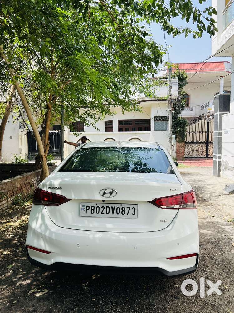 Hyundai Verna 1.5 Sx Diesel At, 2019, Diesel