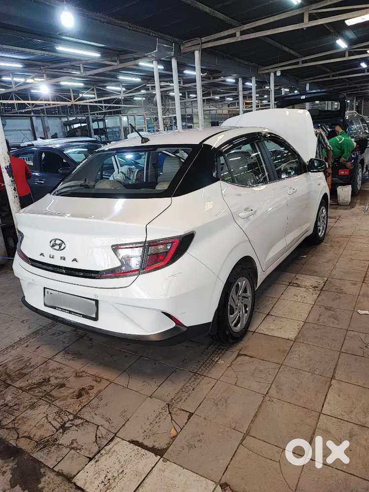 Showroom Condition 1st Owner Car. Single Hand Less Driven