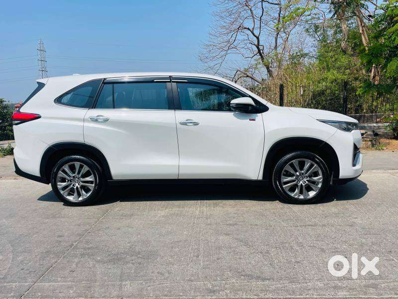 Toyota Innova Hycross 2.0 Zx (o) Hybrid 7 Str, 2024, Petrol