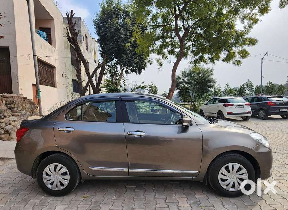 Swift Dezire Petrol 2021