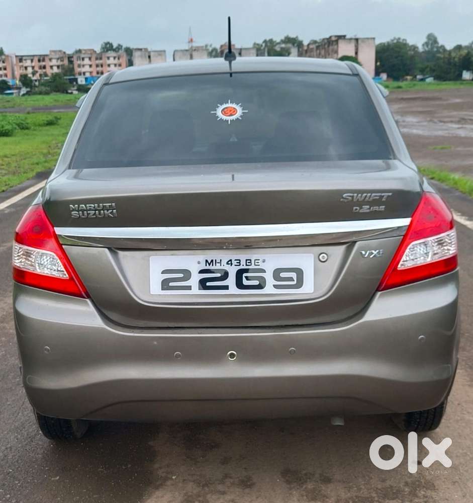 Maruti Suzuki Swift Dzire Vxi Optional, 2016, Petrol