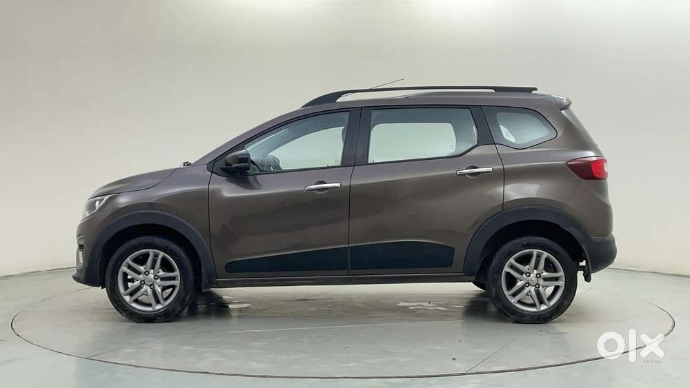 Renault Triber RXZ EASY-R AMT, 2023, Petrol