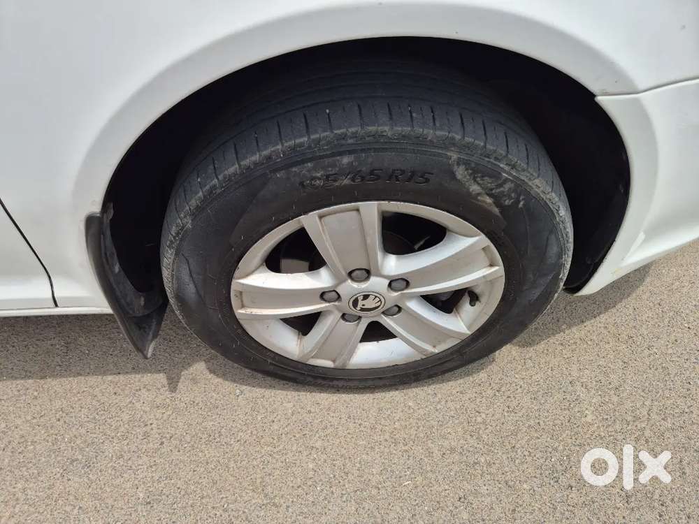 Skoda Laura Elegance Diesel 2012