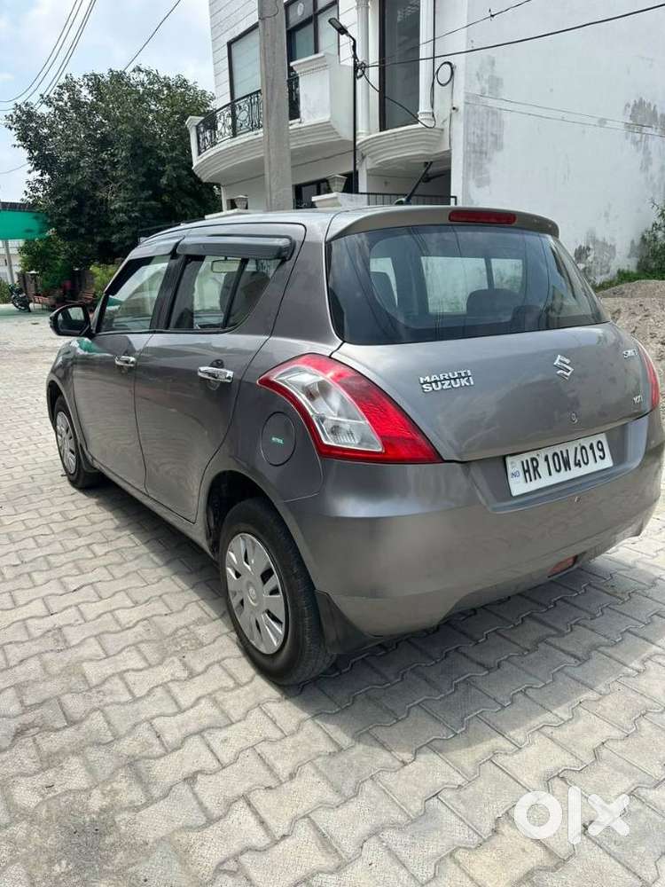 Maruti Suzuki Swift Vxi + Manual, 2014, Petrol