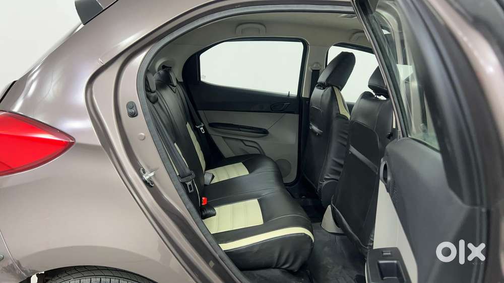Tata Tiago Xza, 2019, Petrol