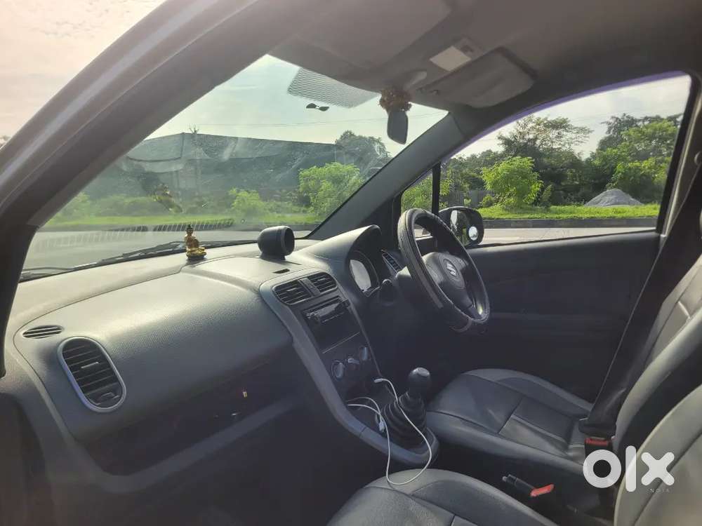 Doctor's Driven Car  Selling To Buy New Car Car Interior Like New
