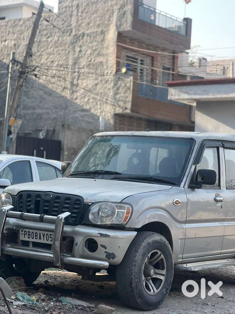 Mahindra Scorpio