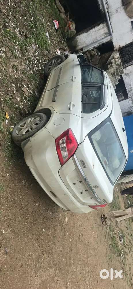 Maruti Suzuki Dzire 1.2 Zxi 2014