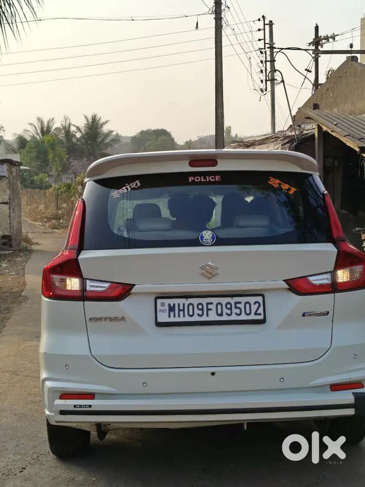 Maruti Suzuki Ertiga Vxi 2021 Petrol Manual  1st Owner  White