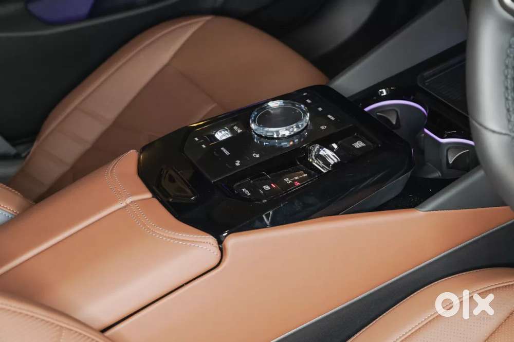 Bmw 5 Series, 2026, Petrol