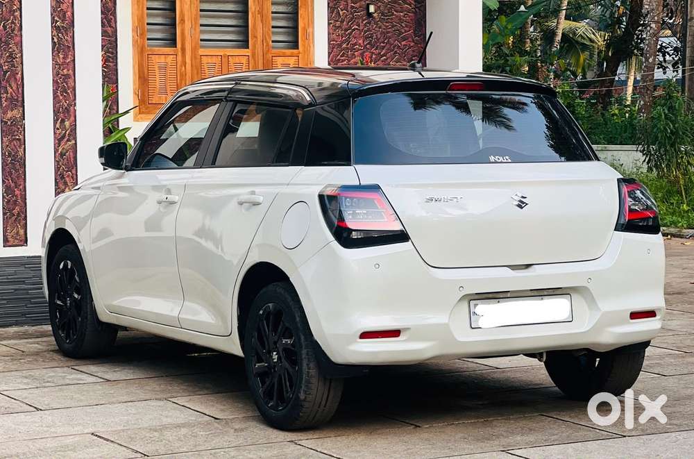 Maruti Suzuki Swift Vxi Optional, 2024, Petrol