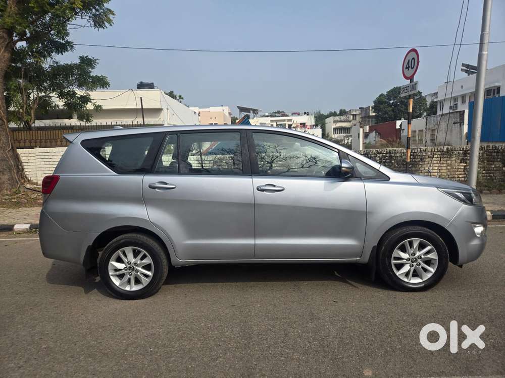 Toyota Innova Crysta 2.4 G Mt, 2019, Diesel